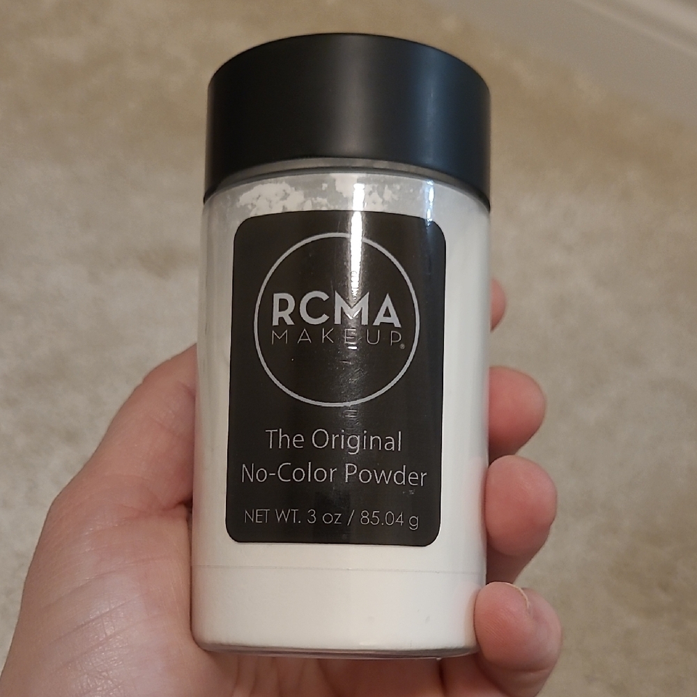 RCMA Makeup No-Color Powder - Black and White